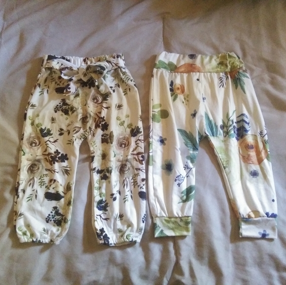 Two adorable flower pants - Picture 2 of 3